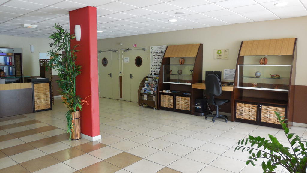 Centre International De Sejour Hostel Fort-de-France Exterior photo